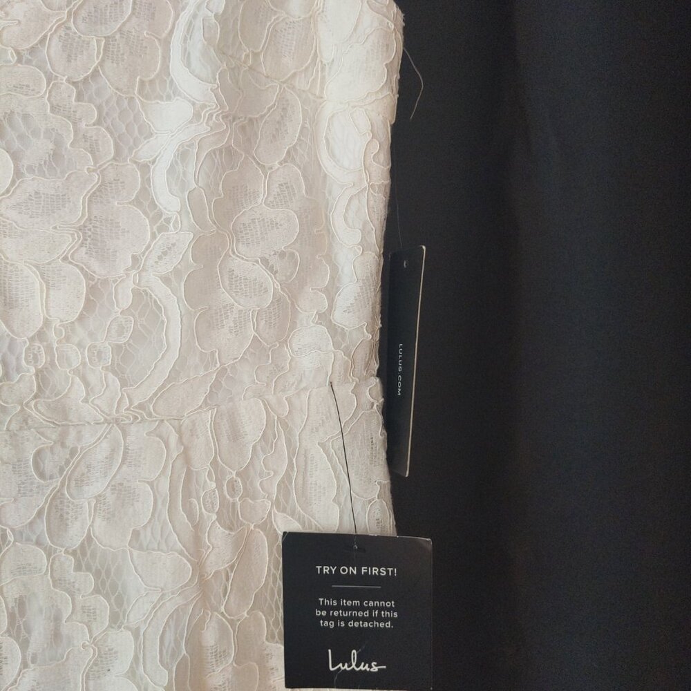 NEW lace wedding dress - Picture 5 of 7